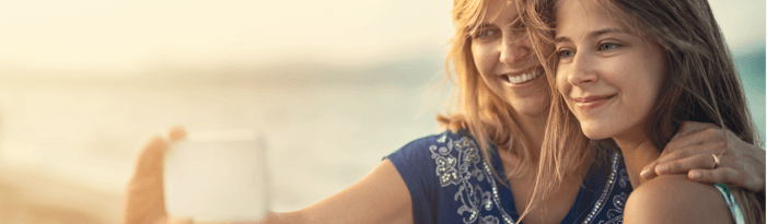 woman taking selfie with daughter diabetes medical management plan