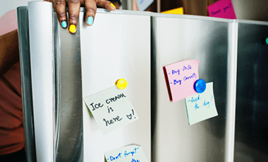messages on refrigerator